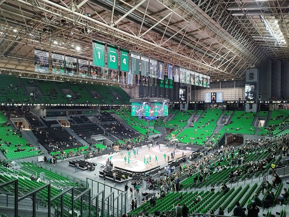 世界杯买球官网网站 · 港口赛照（资料示意）